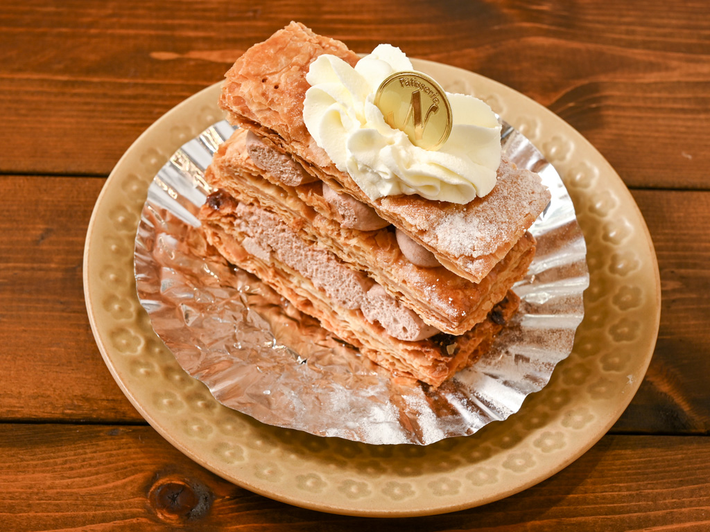 パイ生地のケーキ